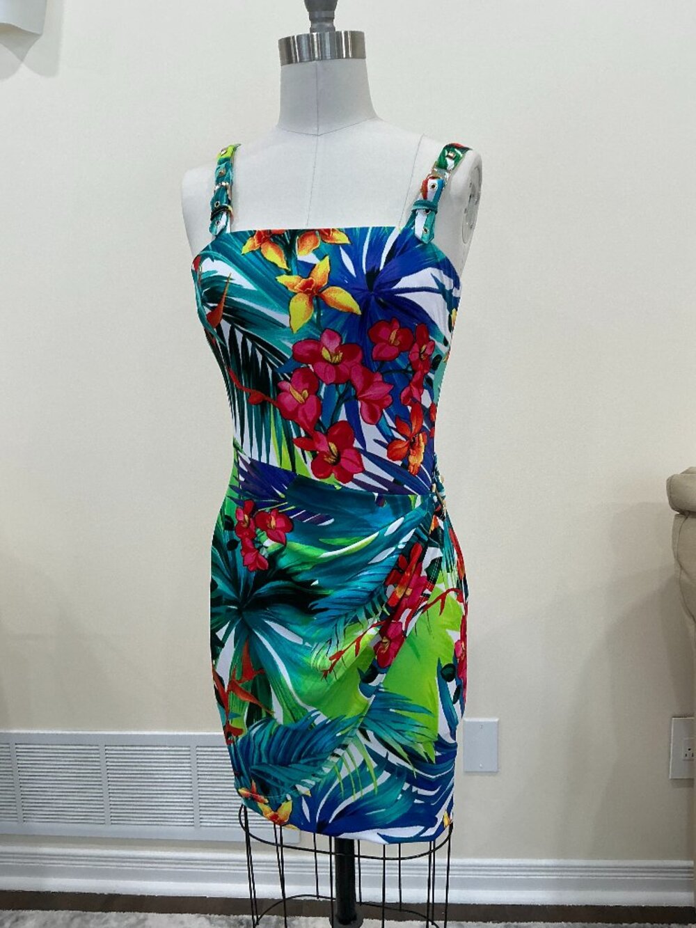Women dress